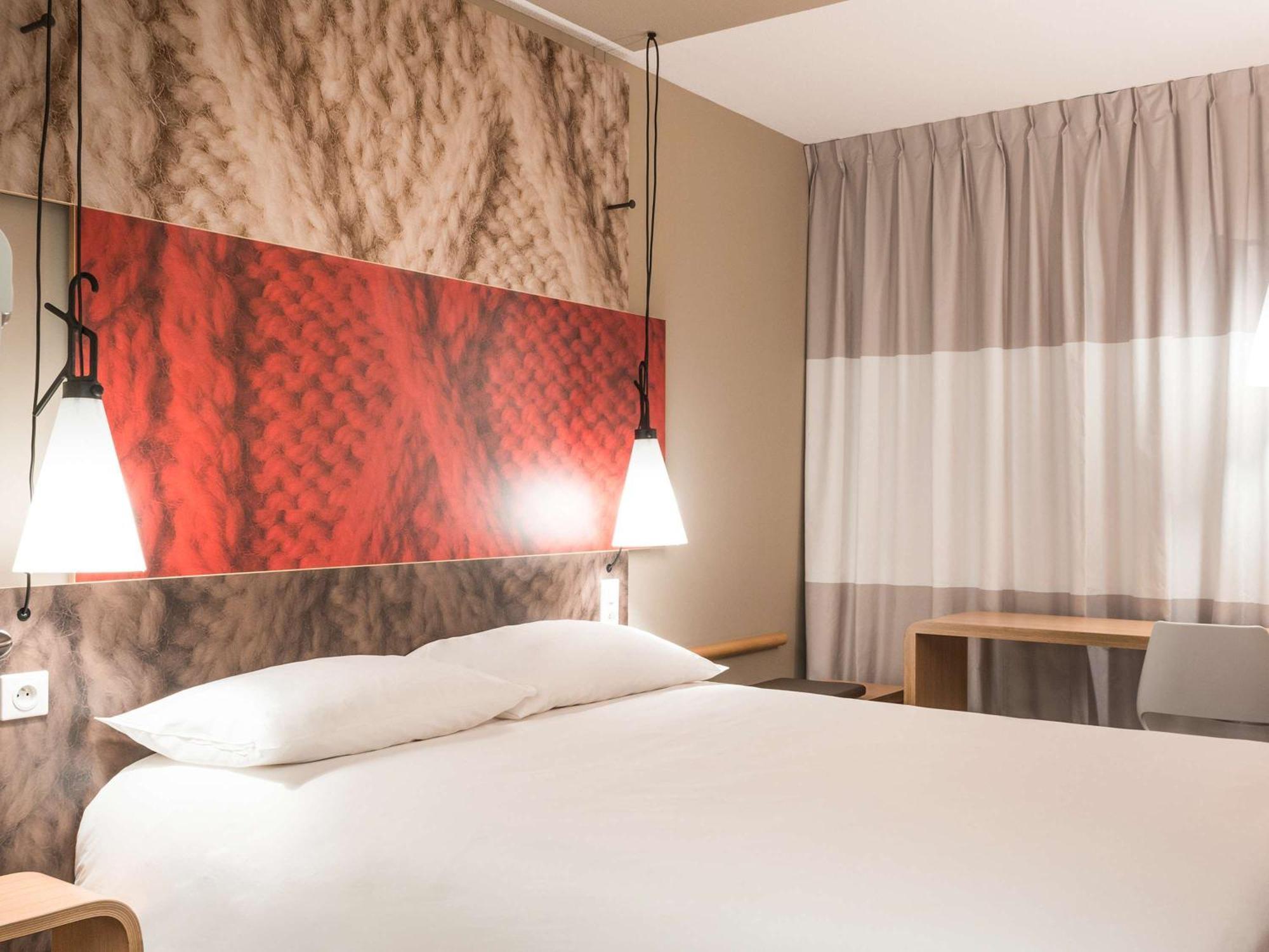 Ibis Lille Centre Grand Palais Hotel Exterior photo